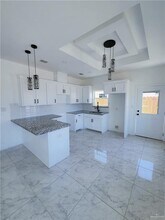 900 N Woodson Ave-Unit -1 in Edinburg, TX - Building Photo - Building Photo