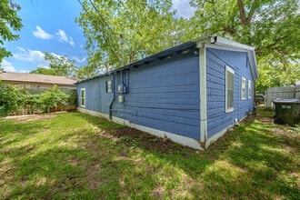 2417 N 22nd St in Waco, TX - Building Photo - Building Photo