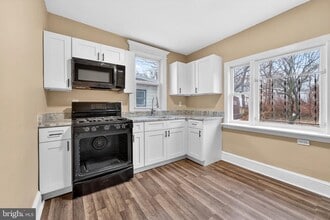 541 Engard Ave in Pennsauken, NJ - Building Photo - Building Photo