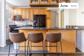 616 Orleans Pl NE in Washington, DC - Building Photo - Building Photo