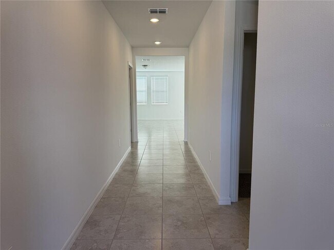 3225 Viceroy Ct in Poinciana, FL - Building Photo - Building Photo