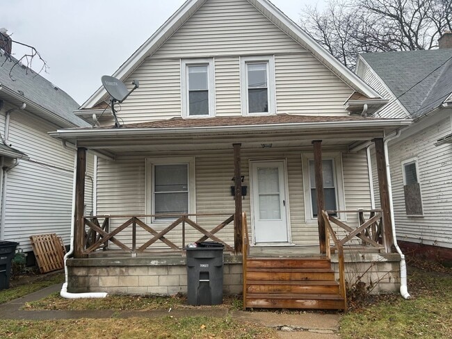 property at 437 Hiett Ave