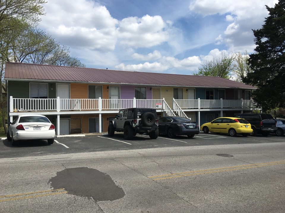 1841 N Dixie Ave in Cookeville, TN - Building Photo