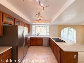 2475 Unicornio St in Carlsbad, CA - Building Photo - Building Photo