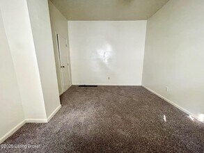 516 Culbertson Ave in New Albany, IN - Building Photo - Building Photo