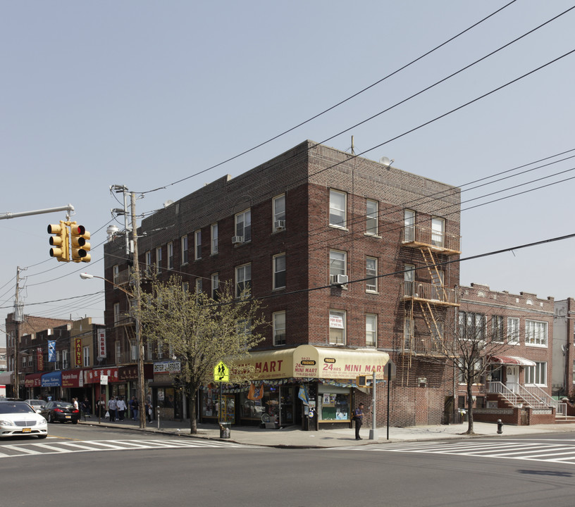 6423 11th Ave in Brooklyn, NY - Building Photo