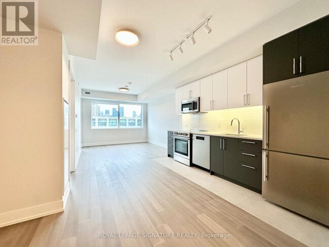 664 Spadina Ave. in Toronto, ON - Building Photo - Building Photo