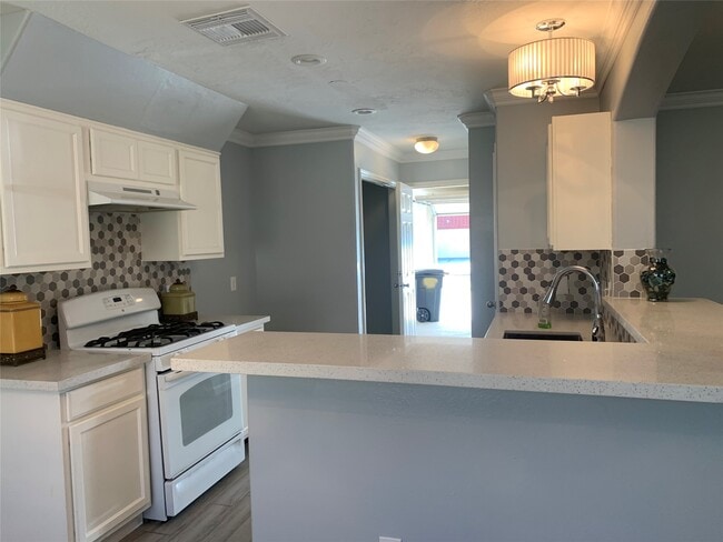 property at 9418 Parsley Path Ln