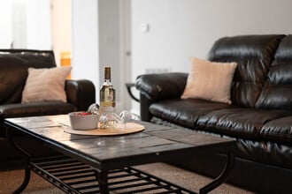 5650 Graduate Cir-Unit -ID1029661P in Temple Terrace, FL - Foto de edificio - Building Photo