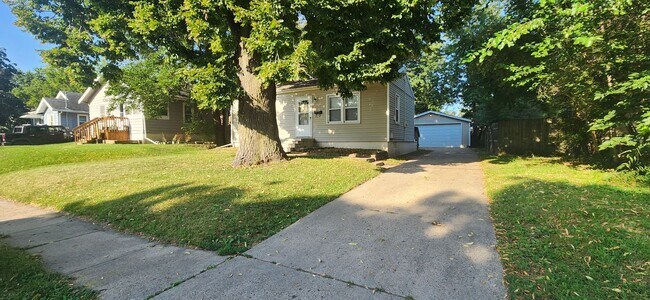 property at 2008 Lay St