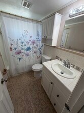 2603 Almond Dr in Holiday, FL - Foto de edificio - Building Photo