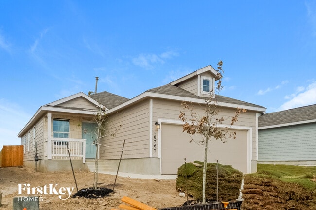 10767 Prusiner Dr in Converse, TX - Building Photo - Building Photo