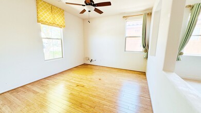 2533 W Brisa Dr in Phoenix, AZ - Building Photo - Building Photo
