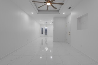 3911 Yoyis St in Laredo, TX - Building Photo - Building Photo