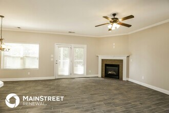 4715 Sweetwater Drive in Gainesville, GA - Building Photo - Building Photo