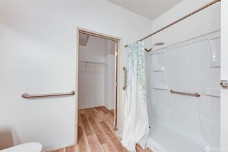 4439 248th Ln SE in Issaquah, WA - Building Photo - Building Photo
