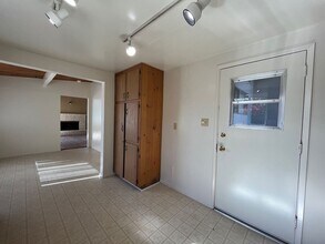 1093 Brighton Ave in Grover Beach, CA - Building Photo - Building Photo