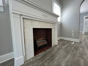 2186 Wascana Ave in Lakewood, OH - Building Photo - Building Photo