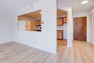 404 Main St in East Rochester, NY - Building Photo - Building Photo