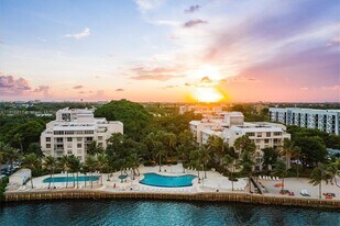 650 NE 64th St in Miami, FL - Building Photo