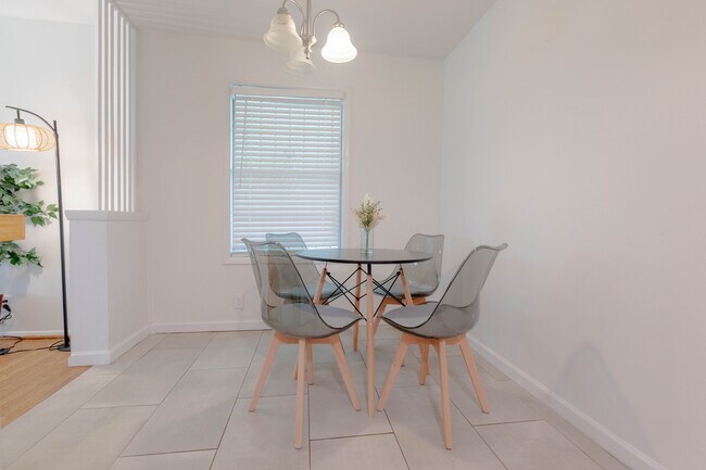 1404 36th St N in Birmingham, AL - Foto de edificio - Building Photo