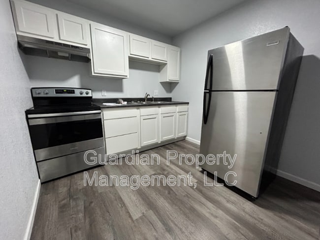 123.5 N Main St in Maryville, MO - Building Photo - Building Photo