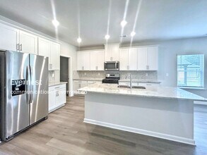 3954 Brushy St in Powder Springs, GA - Building Photo - Building Photo