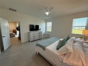1165 Lakeshore Breeze Pl in Kissimmee, FL - Building Photo - Building Photo