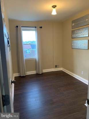 property at 1604 Lochwood Rd