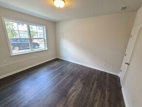 1608 Falcon Crst Wy in Decatur, GA - Building Photo - Building Photo