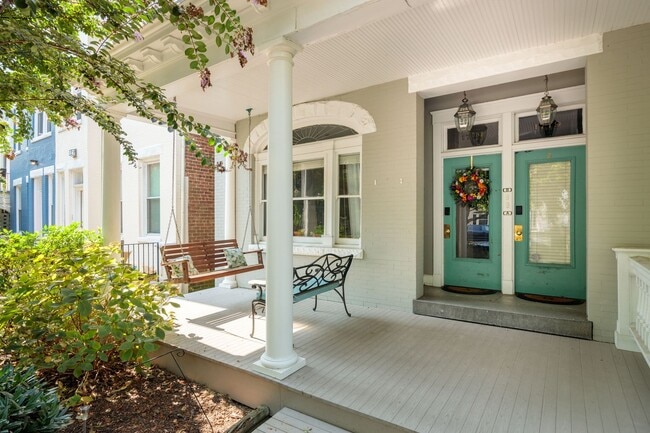 1719 Hanover Ave in Richmond, VA - Building Photo - Building Photo