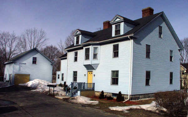 373 Boston Rd in Billerica, MA - Building Photo