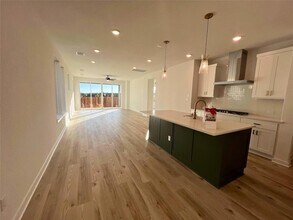 401 Darley Oak Dr in Dripping Springs, TX - Building Photo - Building Photo