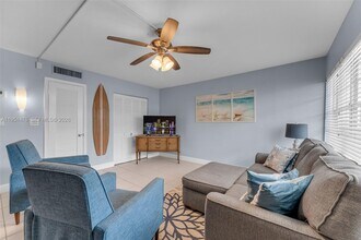 87455 Old Hwy in Islamorada, FL - Foto de edificio - Building Photo