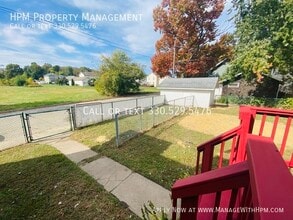 730 Neale Ave SW in Massillon, OH - Building Photo - Building Photo