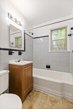 3320 11th Pl SE, Unit 201 in Washington, DC - Building Photo - Building Photo