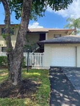 3951 NE 18th Ave in Pompano Beach, FL - Building Photo - Building Photo