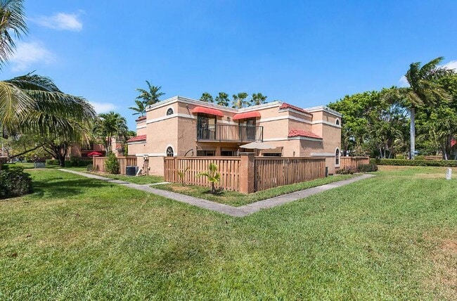 8206 Severn Dr