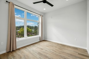 Cartwright Apartments in Salem, OR - Building Photo