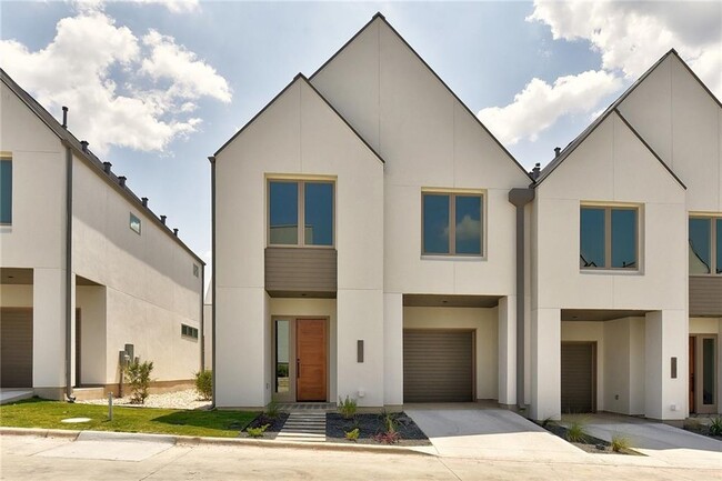 property at 3303 Cantwell Ln