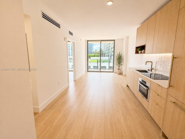 property at 90 NE 32nd St