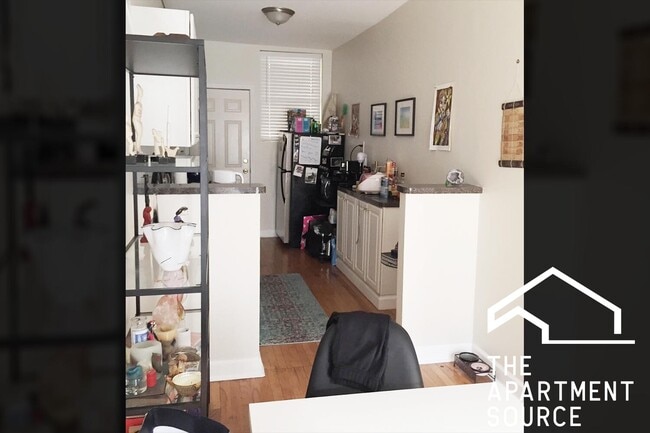 724 W Roscoe St in Chicago, IL - Building Photo - Building Photo