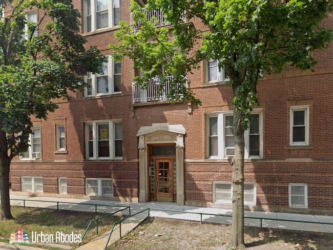 852 N Leavitt St in Chicago, IL - Building Photo - Building Photo