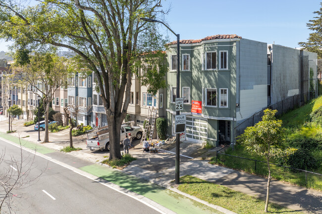 501 Masonic Ave in San Francisco, CA - Building Photo - Building Photo