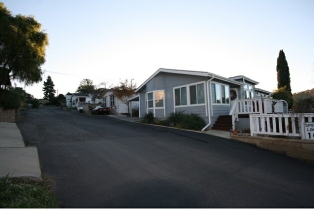 Rancho Oaks Mobile Home Park in San Luis Obispo, CA - Building Photo