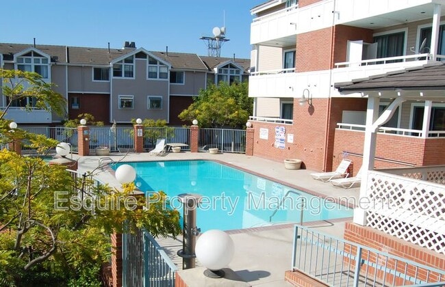 807 S B St in Oxnard, CA - Building Photo - Building Photo