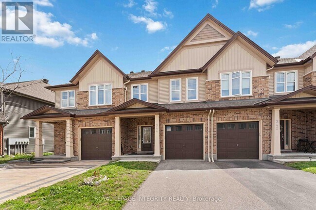 344 Wood Acres Grove in Ottawa, ON - Building Photo - Building Photo