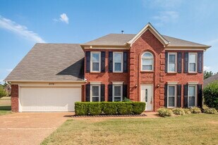 2776 Fletcher Park Cir E in Memphis, TN - Building Photo
