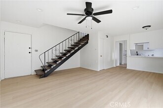 1172 N Shattuck St-Unit -B in Orange, CA - Building Photo - Building Photo