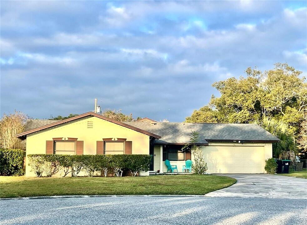 950 Hedgewood Ct in Winter Park, FL - Building Photo